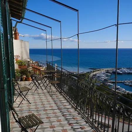 Casa Molinari - Beautiful Old Town With Panoramic Sea Views *