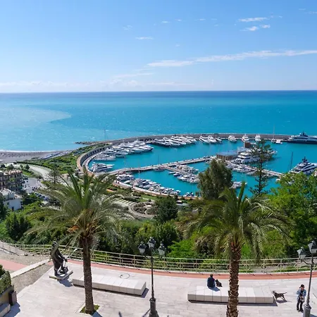 Casa Molinari - Beautiful Old Town With Panoramic Sea Views ヴェンティミーリア