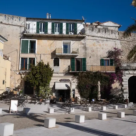 Casa Molinari - Beautiful Old Town With Panoramic Sea Views