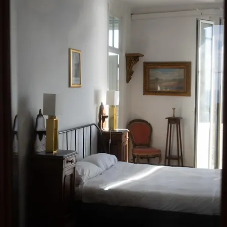 Casa Molinari - Beautiful Old Town With Panoramic Sea Views Ventimiglia