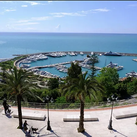 Casa Molinari - Beautiful Old Town With Panoramic Sea Views アパート *